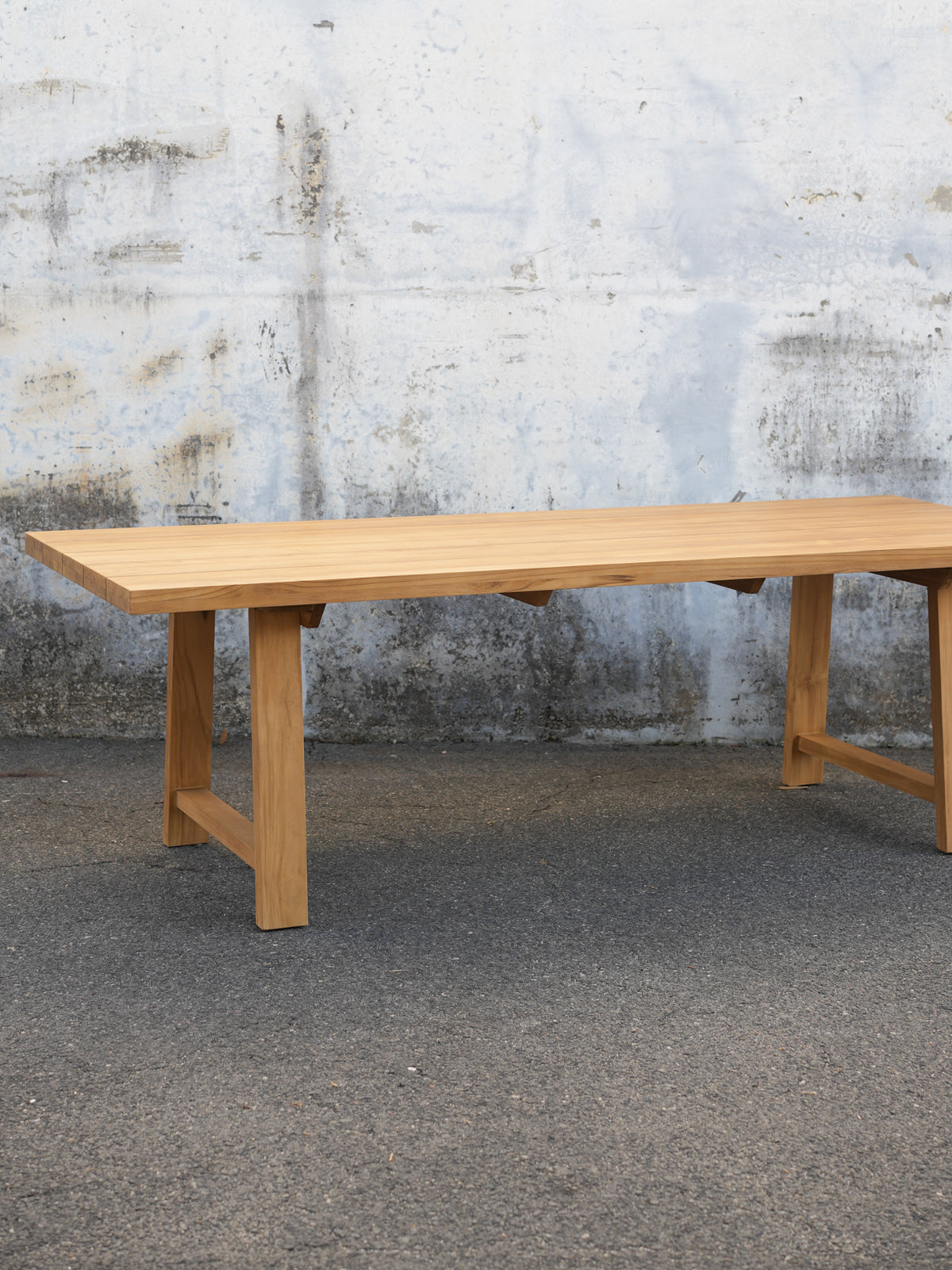 Art Teak Dining Table