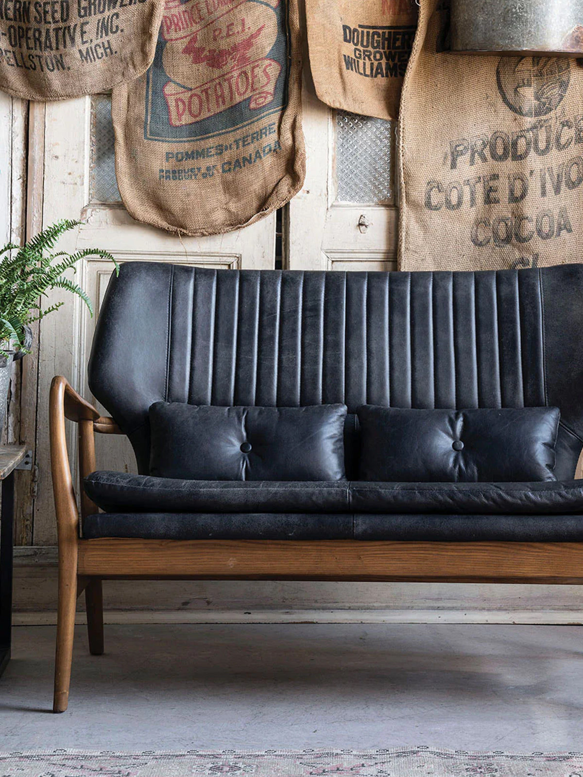 Leather Helsinki Loveseat