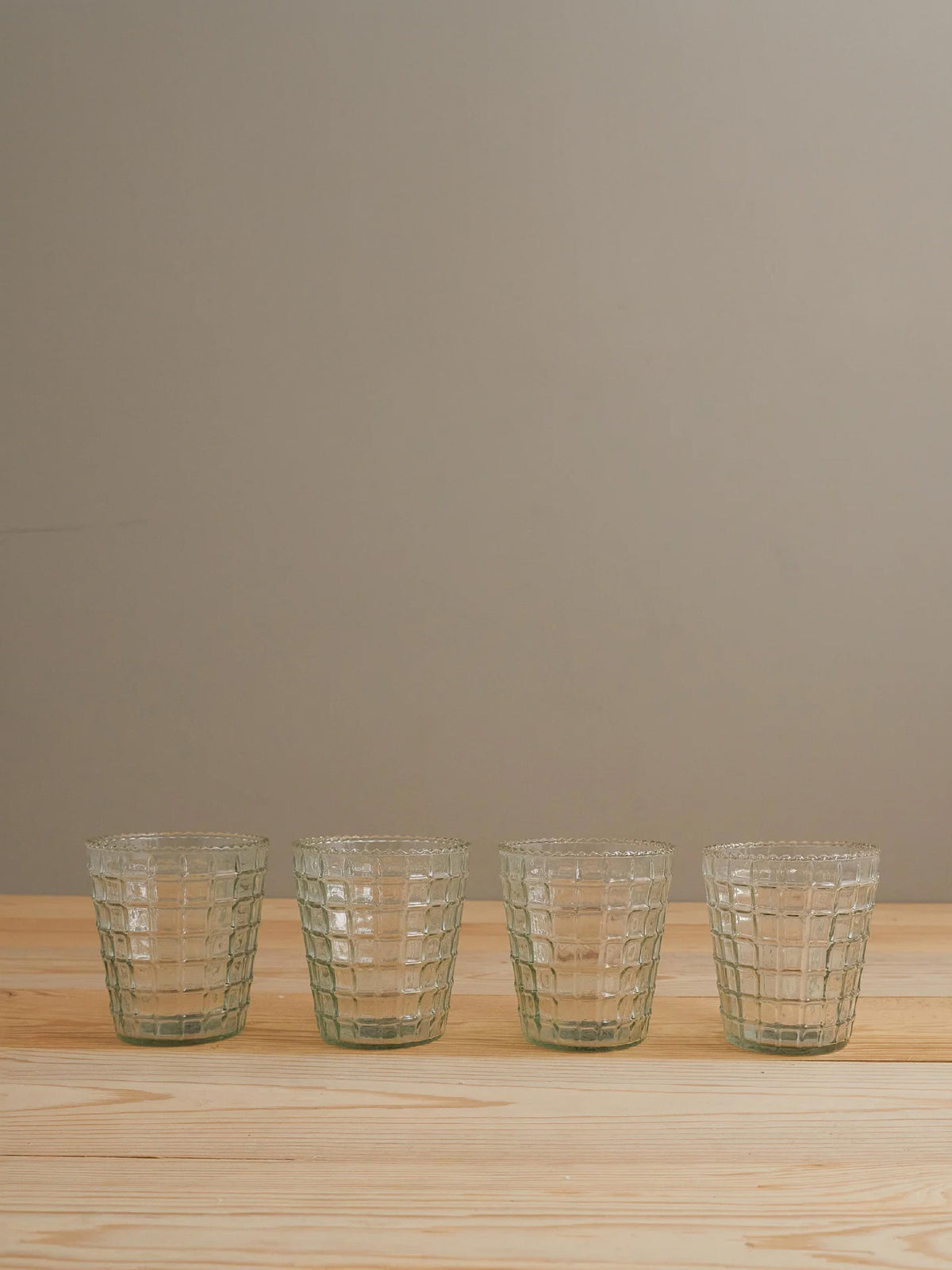 Ruffle Glass Lattice Tumbler, Set of 4