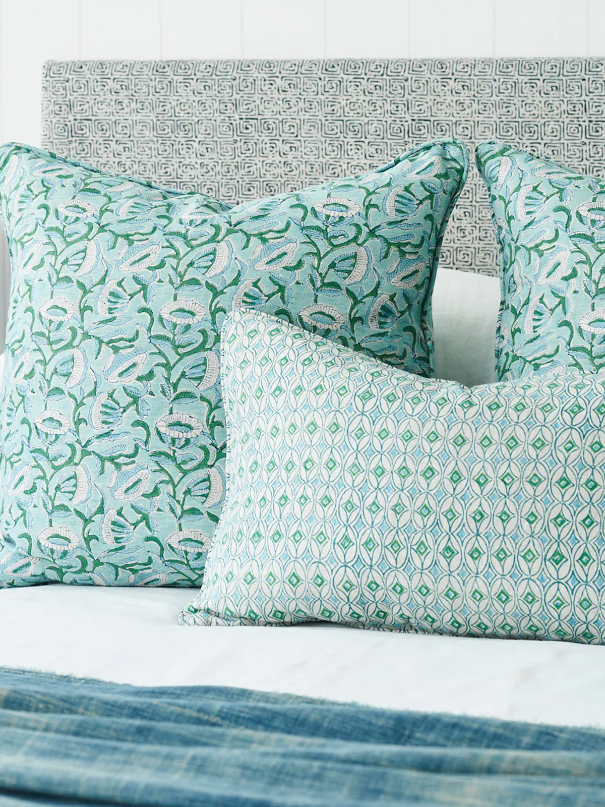 Condesa Emerald Pillow