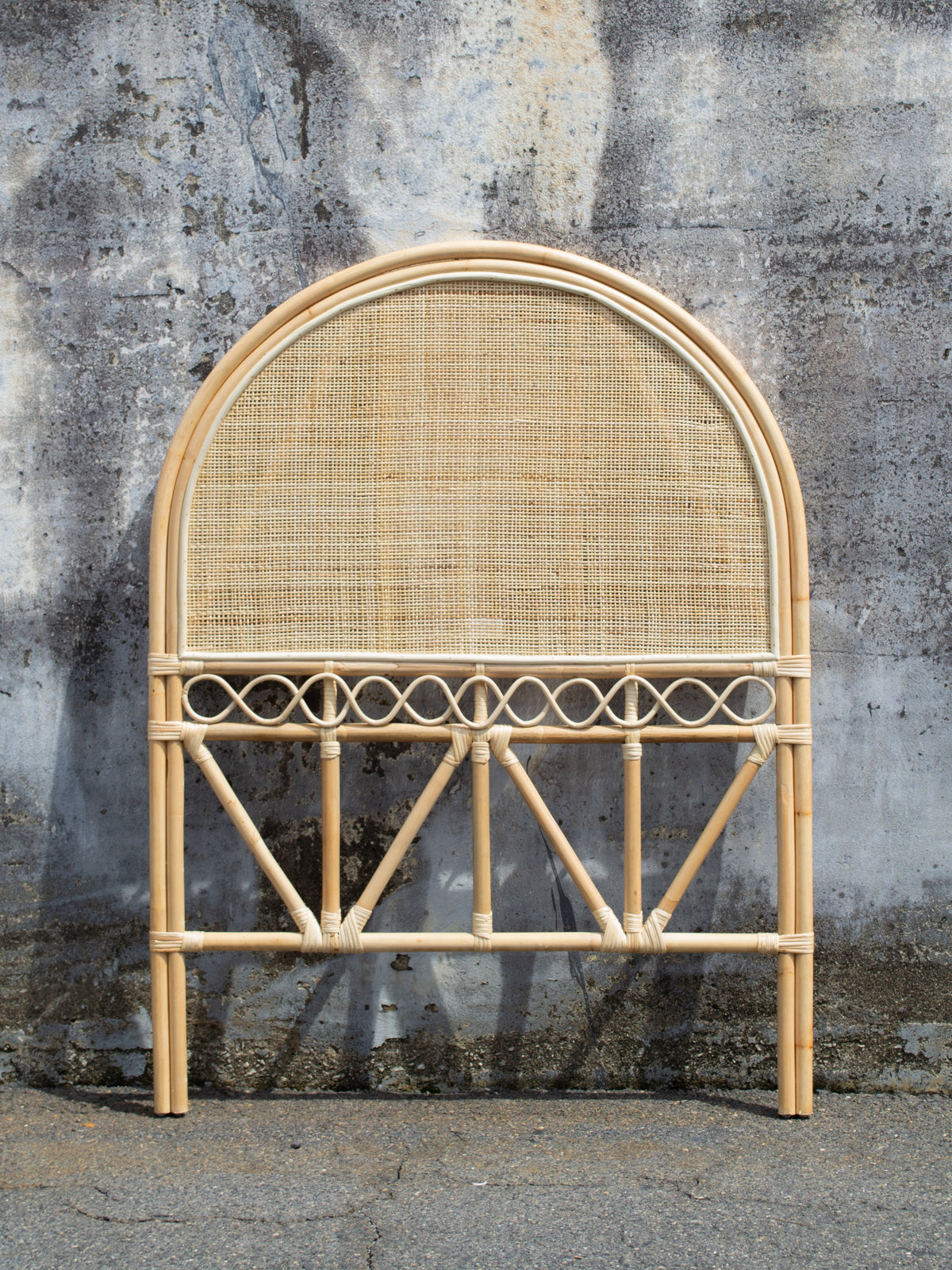 Round Webbing Headboard