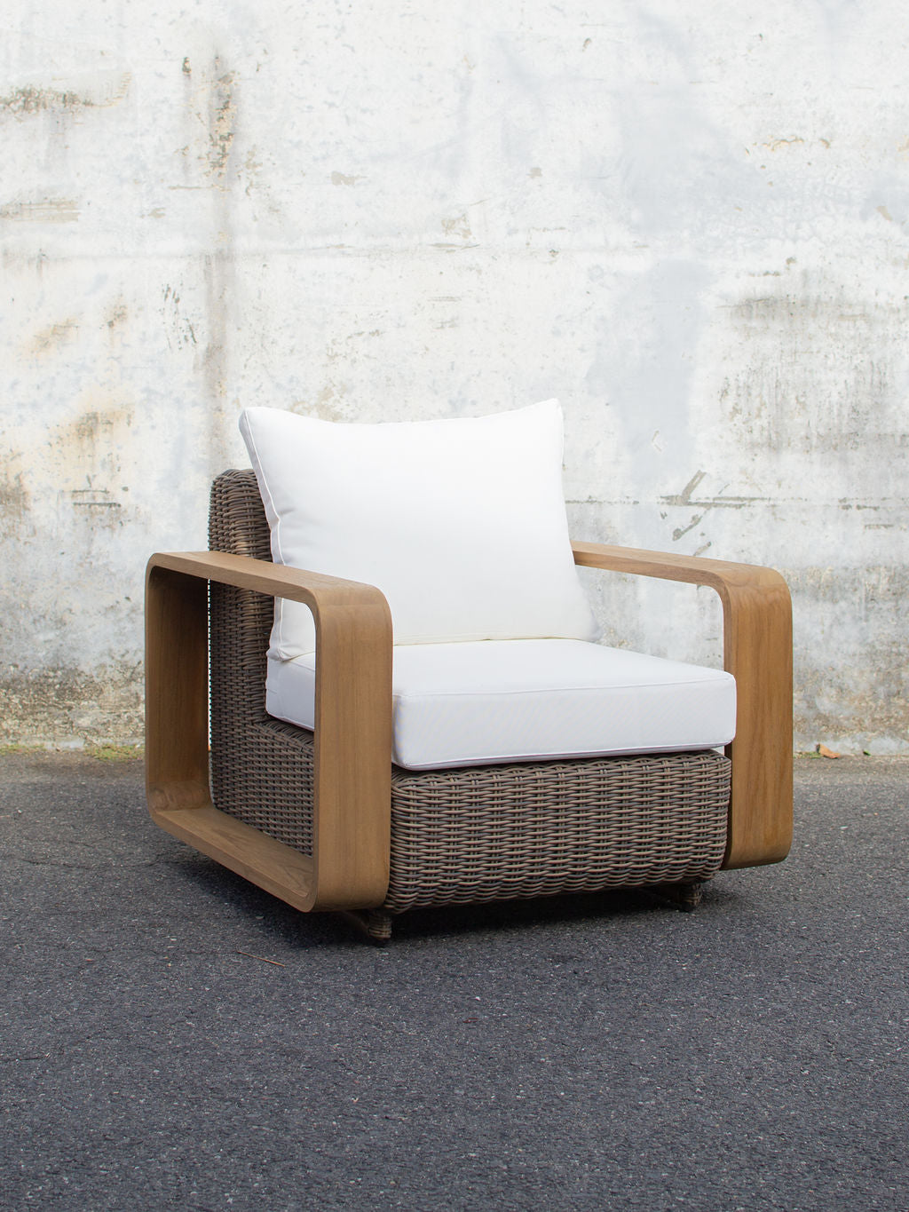 Martina Outdoor Arm Chair