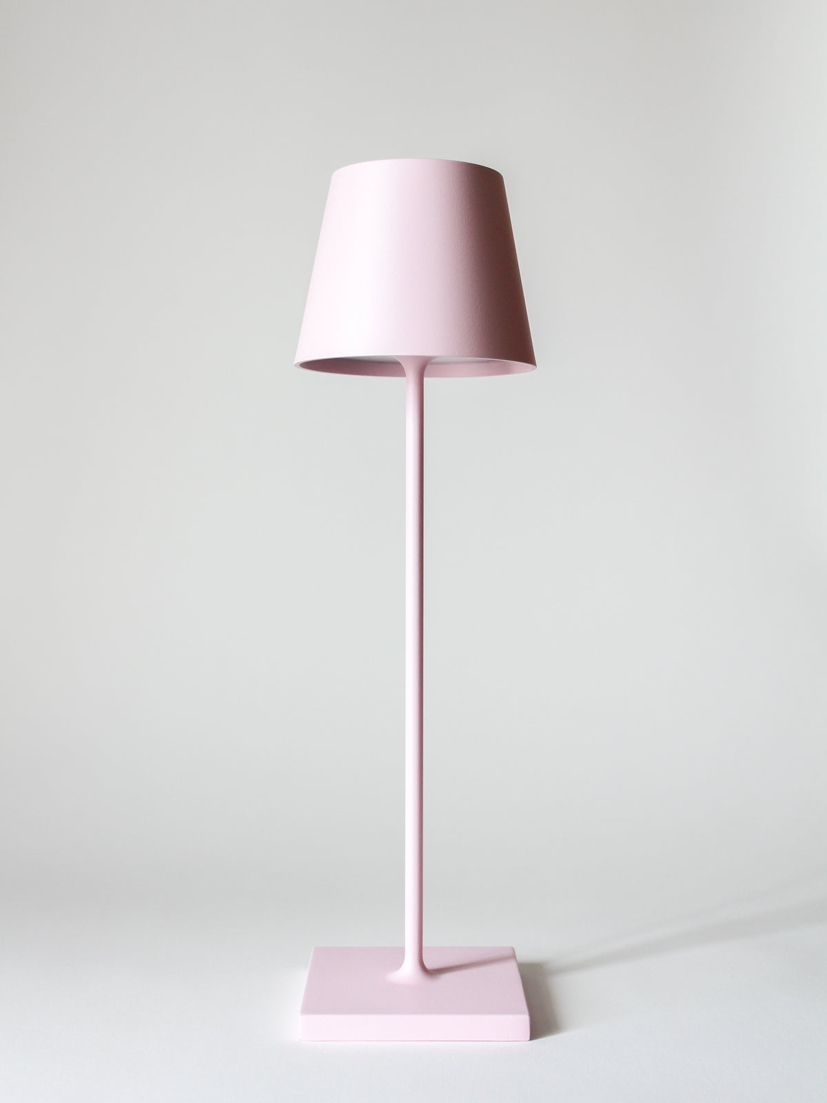 Cordless Table Lamp